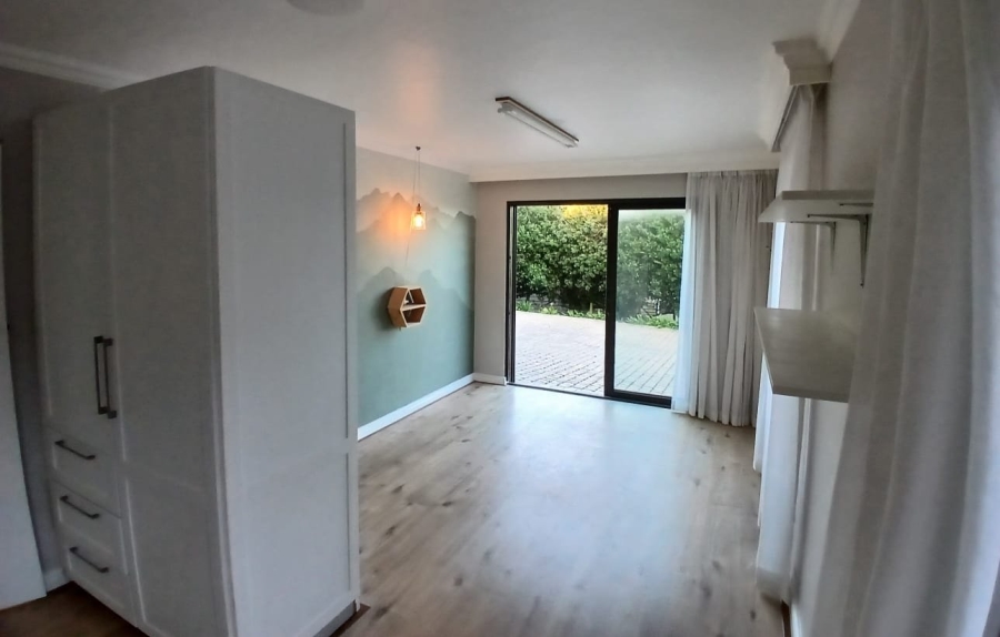 5 Bedroom Property for Sale in Wilderness Central Western Cape